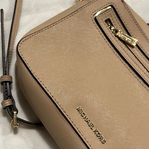 Rose gold medium crossbody bag